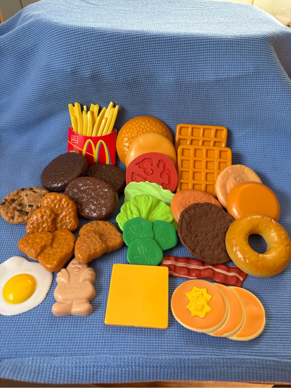 McDonald’s play food pretend kitchen hamburger fries sausage egg nuggets Pancake
